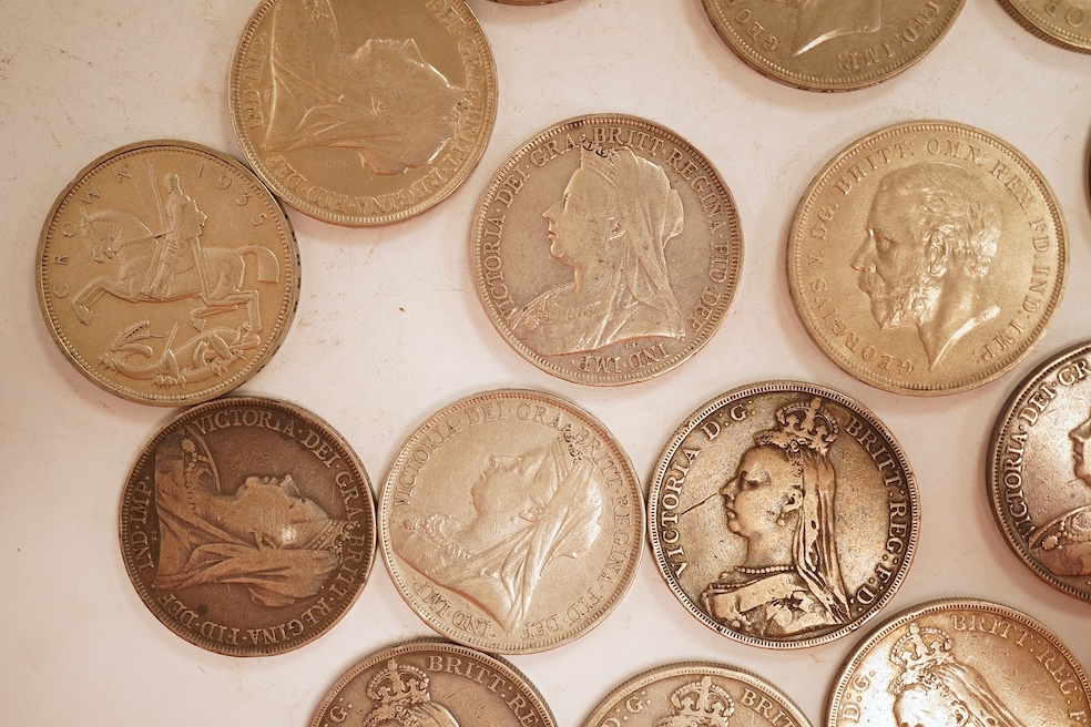 British silver coins, Victoria to George VI, eighteen crowns;, two 1889, 1890, 1891, 1892, two 1893, 1894 to 1895, 1896, 1897, 1898, four 1935 and 1937, ranging from fine to about EF